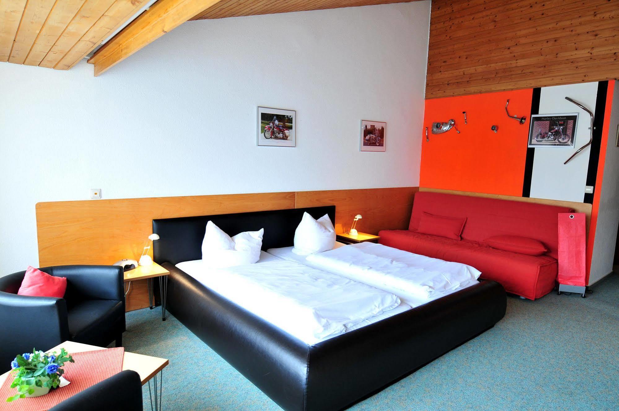 Akzent Hotel Hoehenblick Muehlhausen im Taele Esterno foto